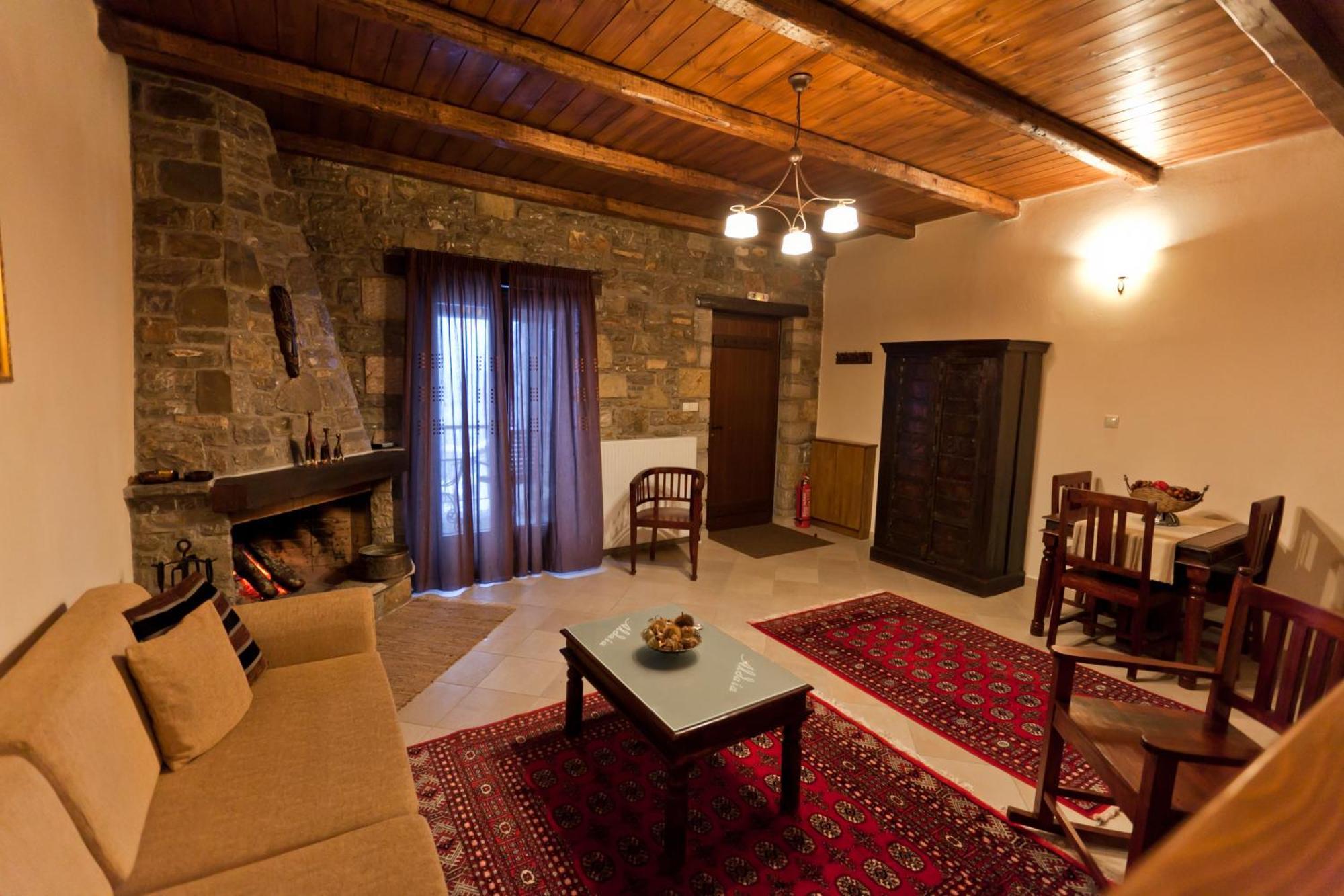 Apartment Althaia Ano Chora
