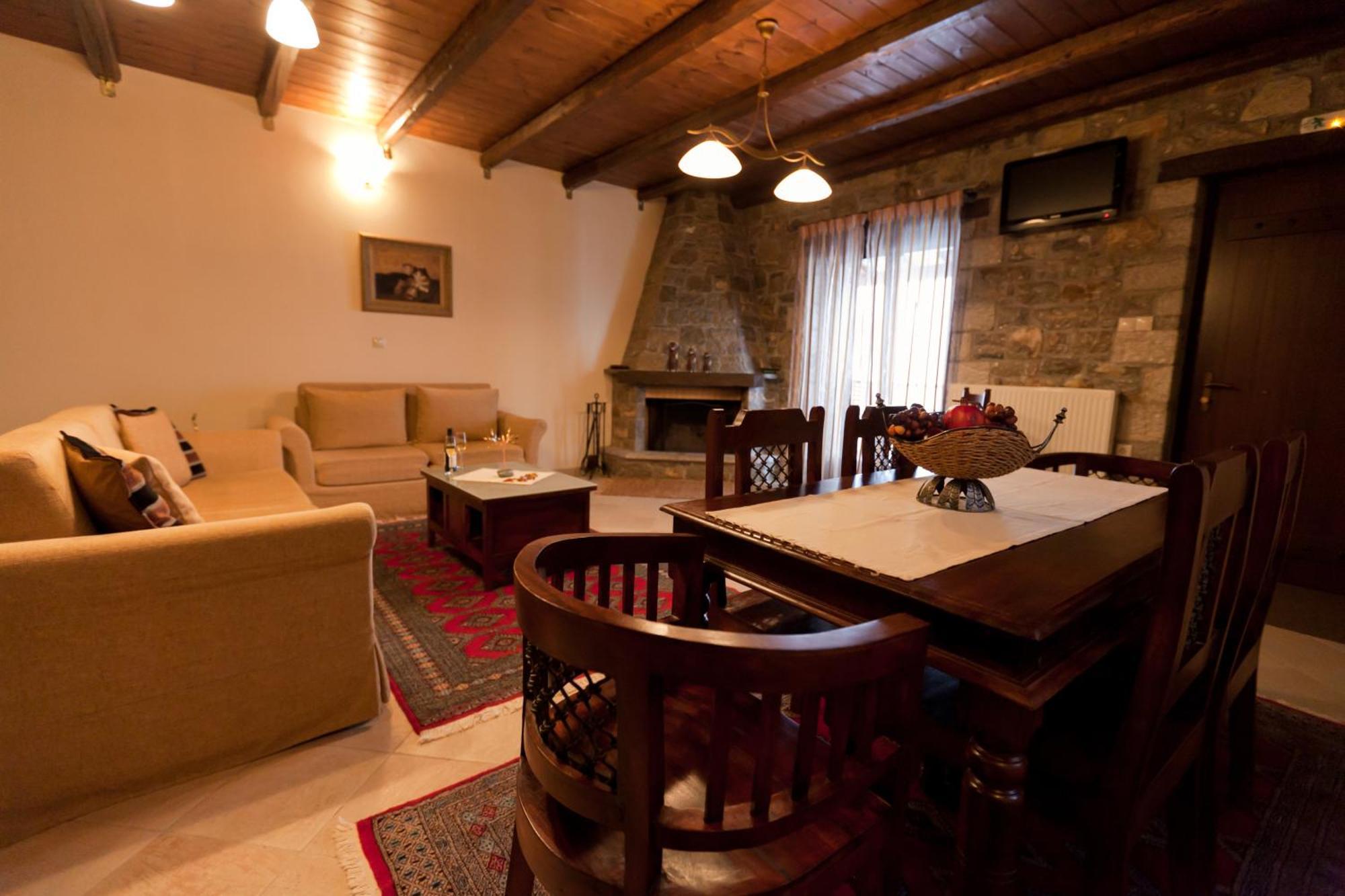 Apartment Althaia Ano Chora